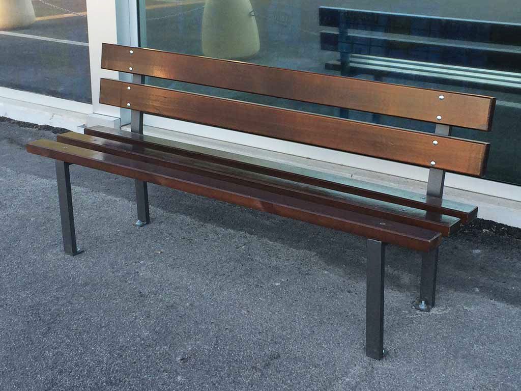 panchina classica legno acciaio valencia foto.jpg