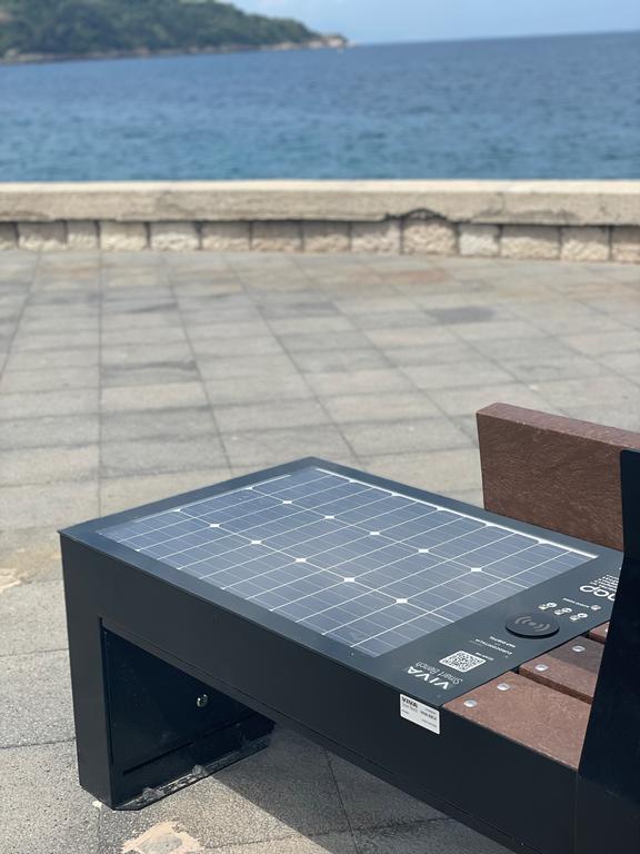 ViVa Smart Bench panel photo