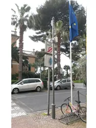 Palo video sorveglianza incrocio.jpg