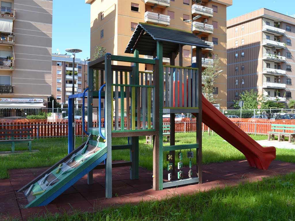 combi palestra gioco strongplast 2.jpg