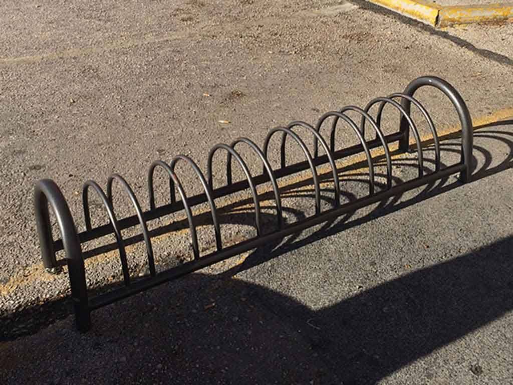portabici artistico acciaio sei posti economic.jpg