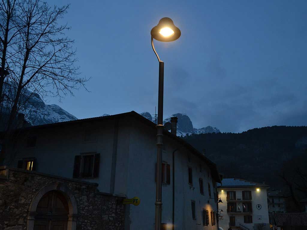 prolunga pali ghisa tpluna lunga TPLX1P2 lampara 628 terlago.jpg