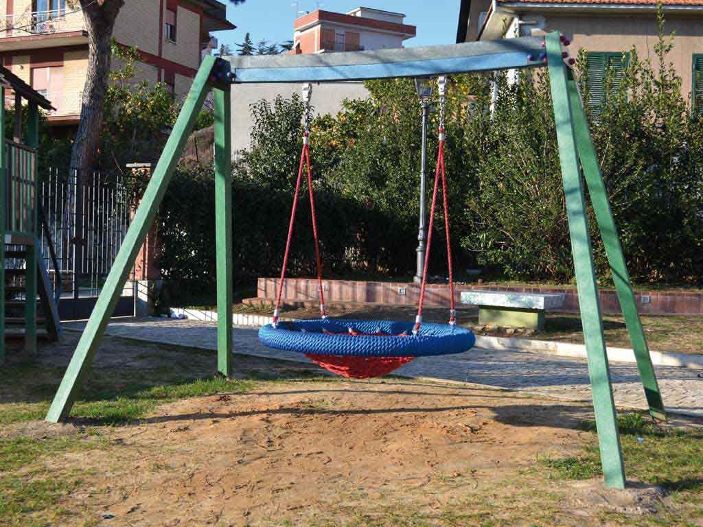 Altalena cesto