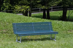 pacnhina milano classica doghe ral 6005 piedi acciaio zincato.jpg