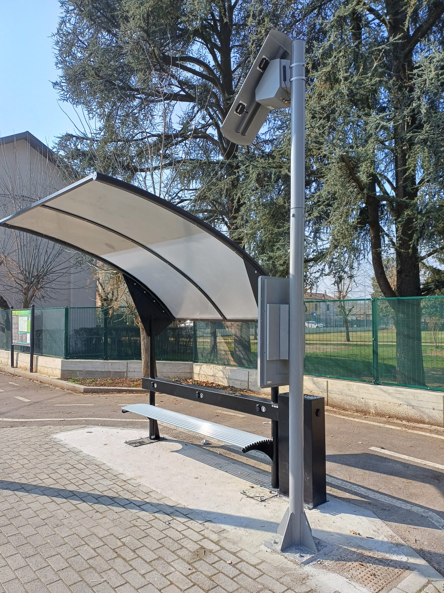 Pensiline ARCO SMART - Volvera - Arco Smart Con Panhina Charger Usb Arco Smart Con Panhina Charger Usb