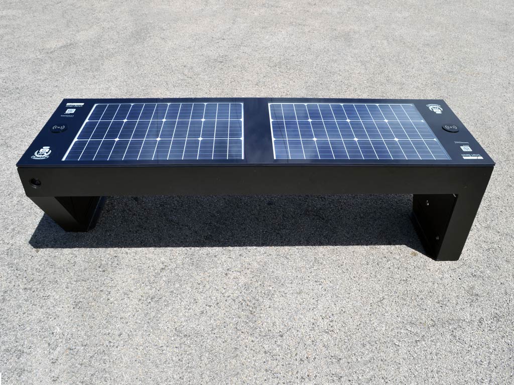 Prodotti Smart City - Panchina Viva Smart Bench Senza Schienale Fotovoltaica Foto 3 Panchina Viva Smart Bench Senza Schienale Fotovoltaica Foto 3