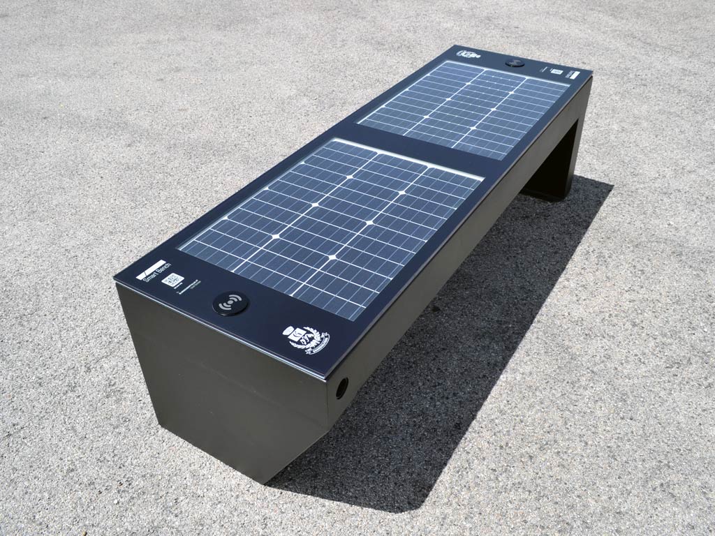 Prodotti Smart City - Panchina Viva Smart Bench Senza Schienale Fotovoltaica Foto 4 Panchina Viva Smart Bench Senza Schienale Fotovoltaica Foto 4